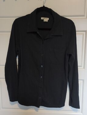 Orvis Women's Black Long-Sleeve Casual Button-Down Shirt